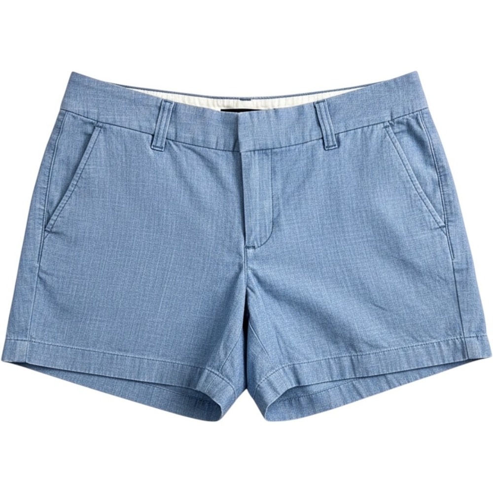 Women's blue chambray shorts from J.Crew, featuring a classic casual style sz 6